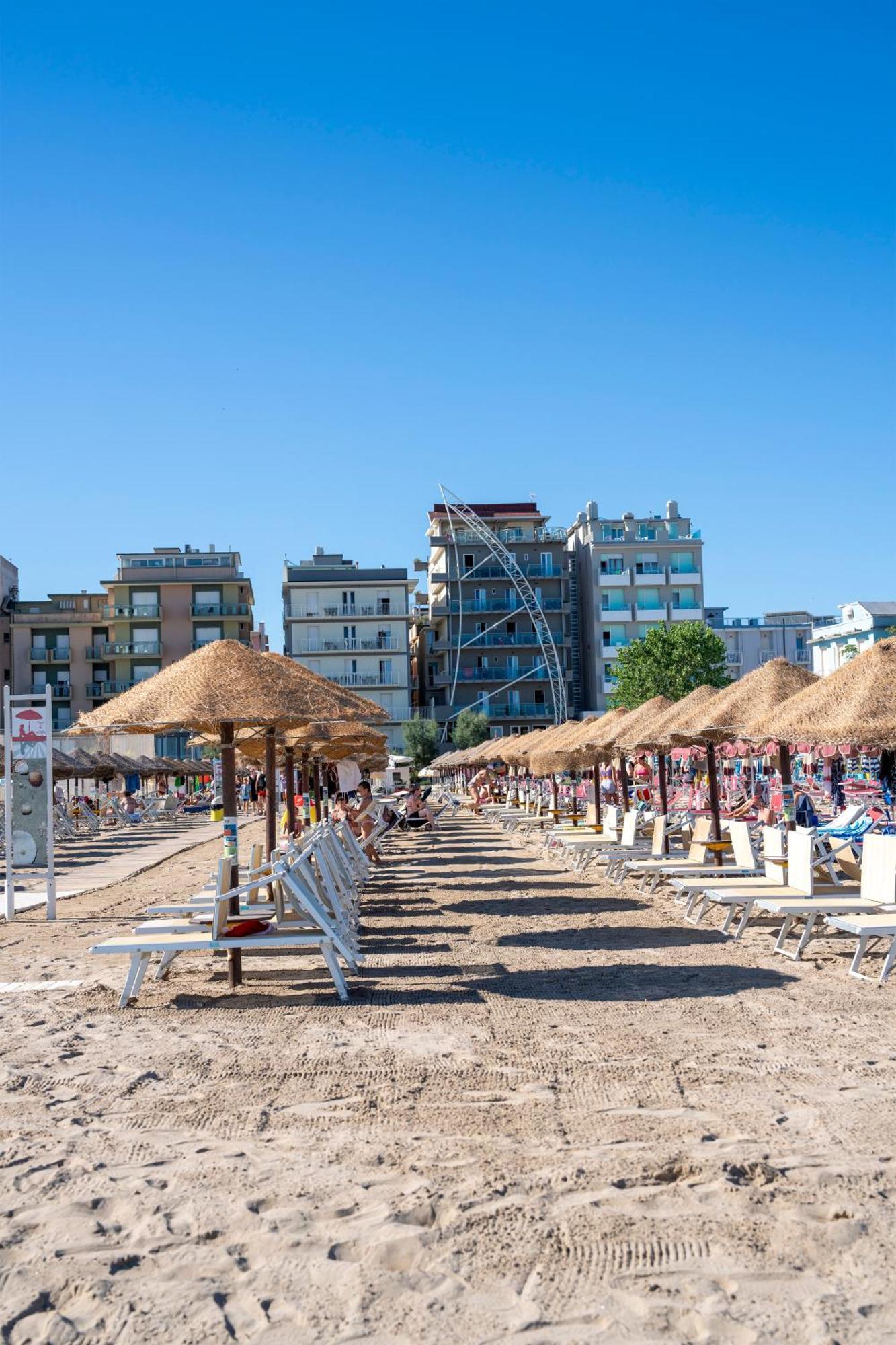 Hotel Rex Gabicce Mare Esterno foto